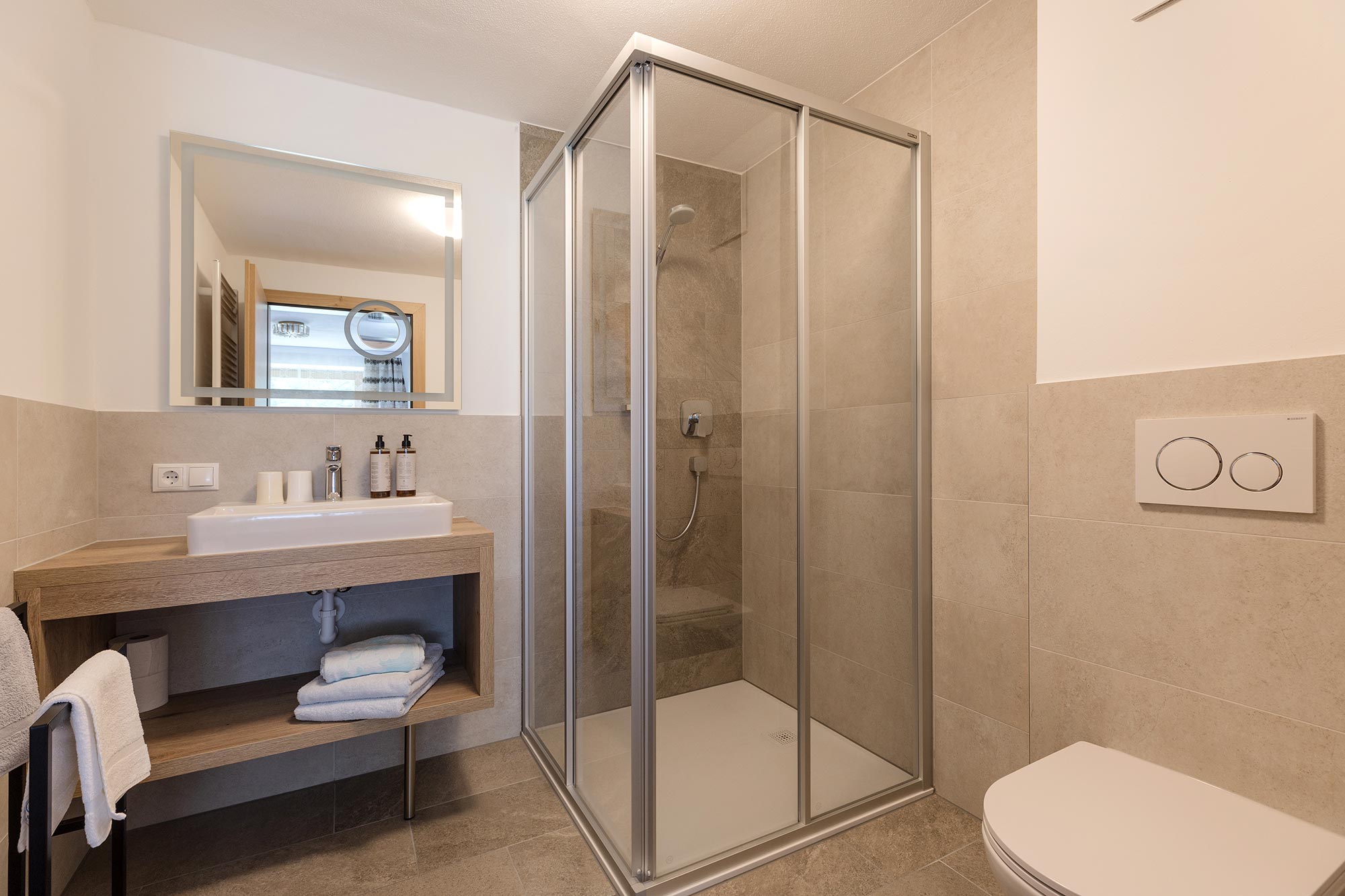 Badezimmer im Schlafzimmer 2.